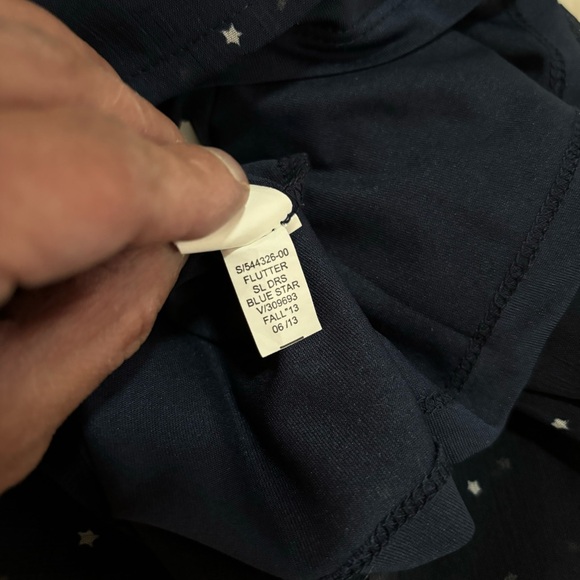 Women’s Size Large Gap Navy and White Flutter Sleeve Star Print Mini Dress - Picture 11 of 11